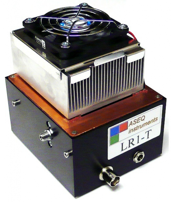 小型分光器 電熱冷却モデル LR-1T